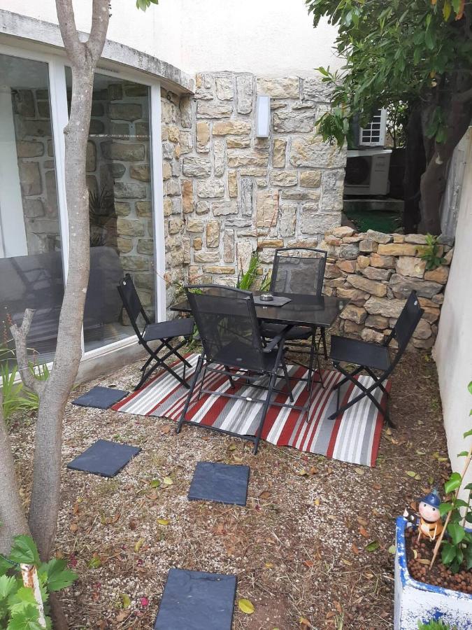 Appartement climatisé au calme en Provence Pierrefeu-du-Var Esterno foto